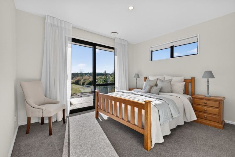 Photo of property in 20 Walford Way, Darfield, 7571