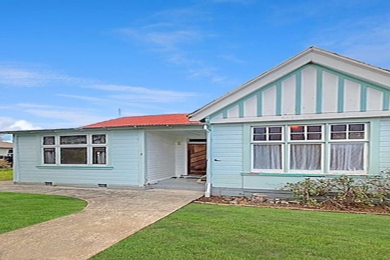 Photo of property in 7 Windsor Street, Dannevirke, 4930
