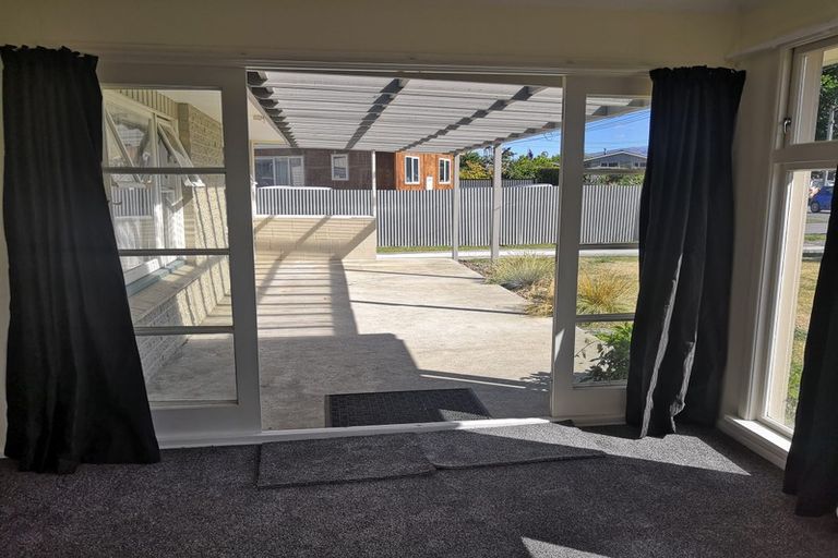 Photo of property in 19 Campbell Street, Alexandra, 9320