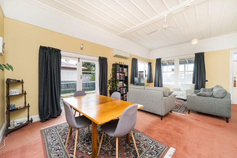 Photo of property in 111 Derby Street, Feilding, 4702