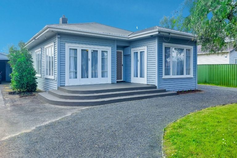 Photo of property in 5 Oxford Street, Fairfield, Hamilton, 3214