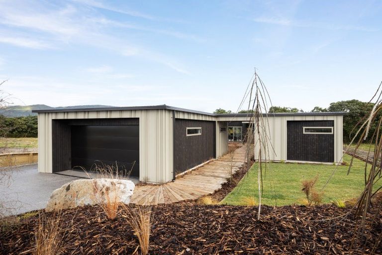 Photo of property in 60 Seven Oaks Drive, Kinloch, 3377