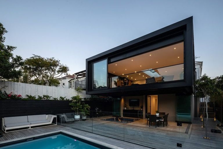 Photo of property in 61 Rose Road, Grey Lynn, Auckland, 1021