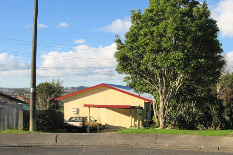 Photo of property in 12a Mataura Place, Clover Park, Auckland, 2019