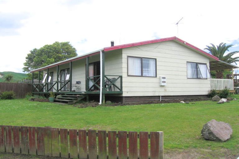 Photo of property in 5 Ngareta Road, Mourea, Rotorua, 3074