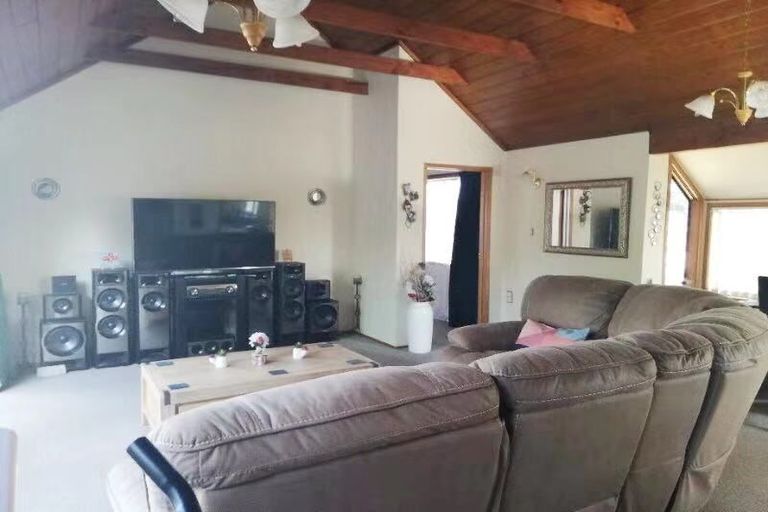 Photo of property in 58 Marywil Crescent, Hillcrest, Auckland, 0627