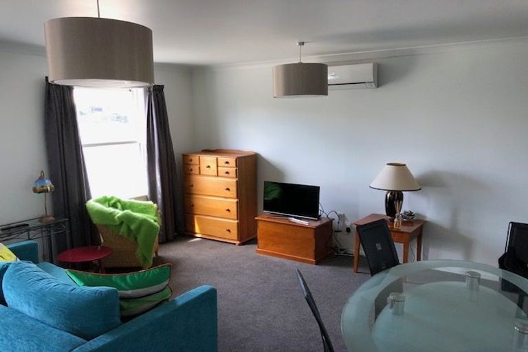 Photo of property in 172 Tinakori Road, Thorndon, Wellington, 6011