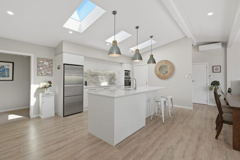 Photo of property in 77b Beach Road, Otumoetai, Tauranga, 3110