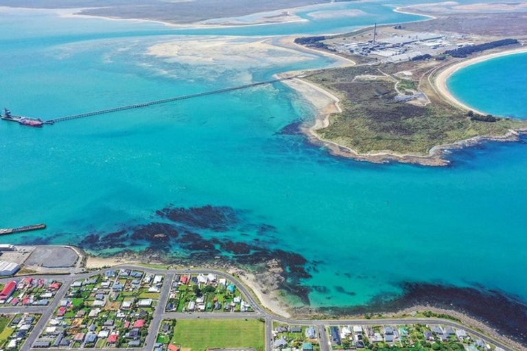 Photo of property in 2a Elizabeth Street, Bluff, 9814