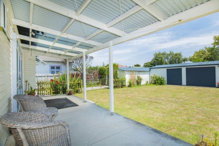 Photo of property in 195 Cobden Street, Gisborne, 4010