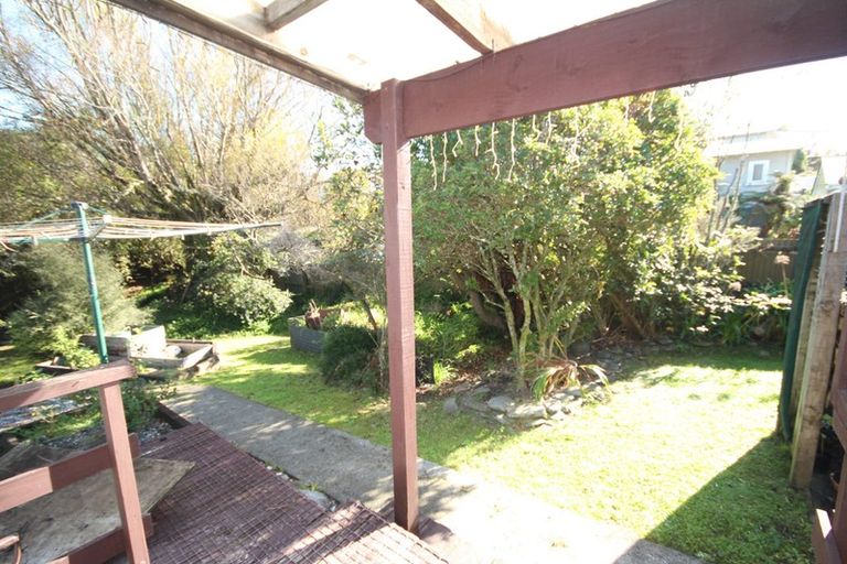 Photo of property in 6 Ward Street, Runanga, 7803
