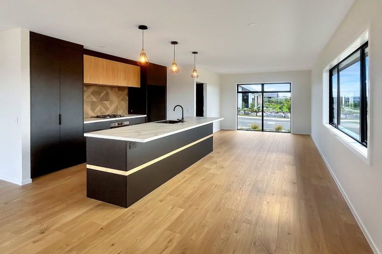 Photo of property in 23 Ngaru Crescent, Wharewaka, 3330