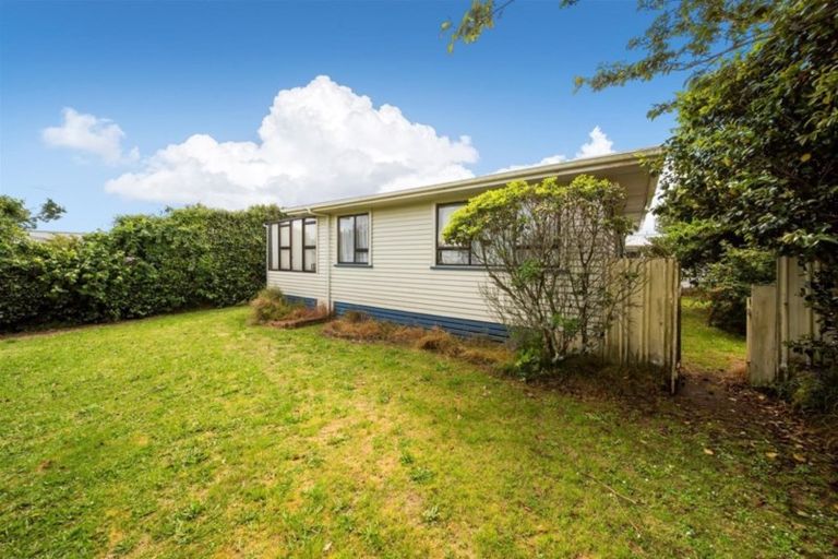Photo of property in 136 Fairfield Road, Hawera, 4610