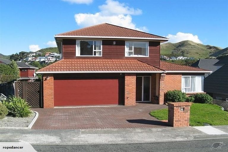 Photo of property in 4 Swinford Crescent, Johnsonville, Wellington, 6037
