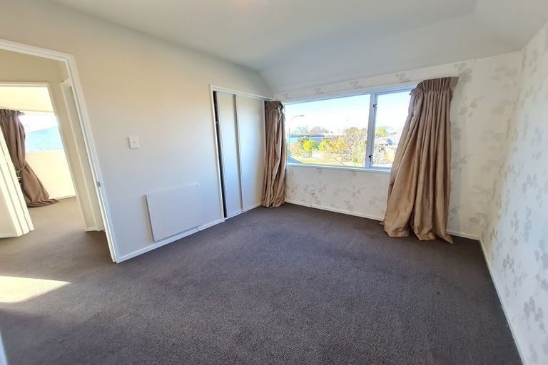 Photo of property in 2 Hatfield Place, Avonhead, Christchurch, 8042