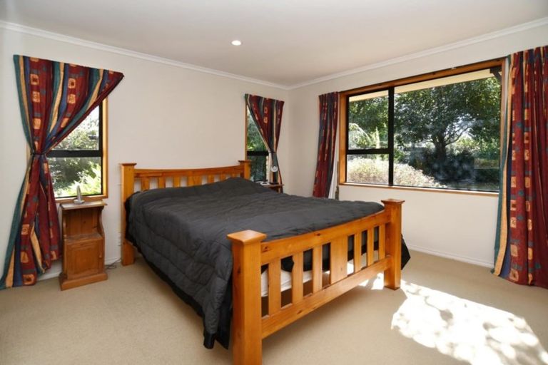 Photo of property in 25a Woodend Road, Woodend, 7610