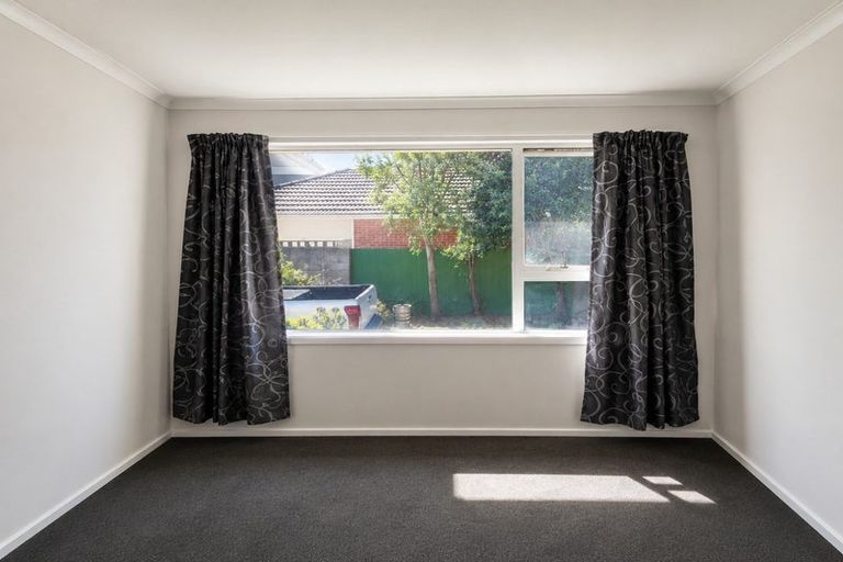 Photo of property in 128 Main South Road, Sockburn, Christchurch, 8042