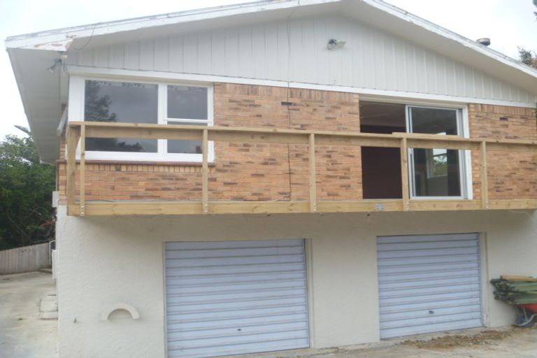 Photo of property in 13 Knox Road, Hillpark, Auckland, 2102