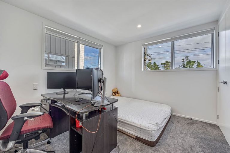 Photo of property in 3/21 Titoki Street, Te Atatu Peninsula, Auckland, 0610