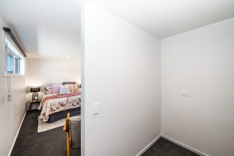 Photo of property in 35 Moana Road, Paraparaumu, 5032