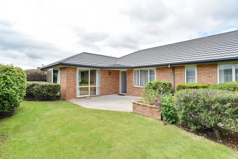 Photo of property in 14 Goodwood Close, Rangiora, 7400