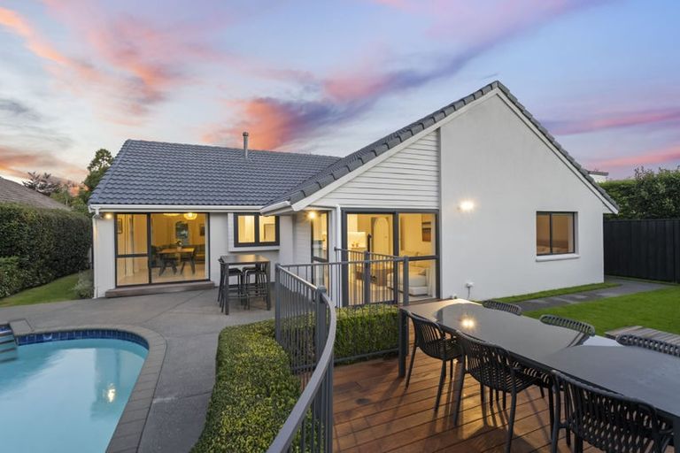 Photo of property in 56 Solway Avenue, Ilam, Christchurch, 8041