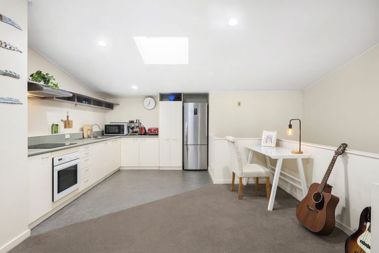 Photo of property in Dixonlane Apartments, 11/7 Feltex Lane, Te Aro, Wellington, 6011