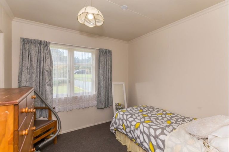 Photo of property in 145 Kahukura Avenue, Waitarere Beach, Levin, 5510