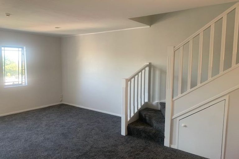 Photo of property in 9/77 Saint George Street, Papatoetoe, Auckland, 2025