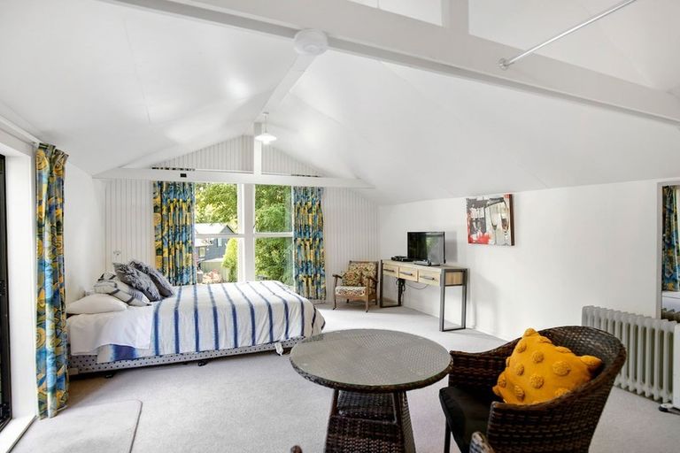 Photo of property in 44 Arawata Terrace, Sunshine Bay, Queenstown, 9300