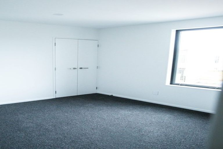 Photo of property in 2d Cook Street, Karori, Wellington, 6012