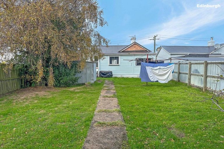Photo of property in 8 Bathgate Street, South Dunedin, Dunedin, 9012