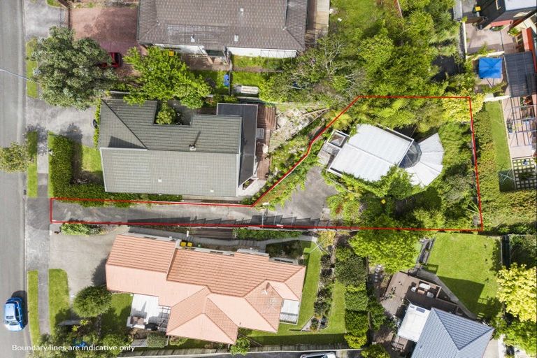 Photo of property in 1/125 West Harbour Drive, West Harbour, Auckland, 0618