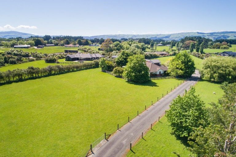 Photo of property in 384 Stoney Creek Road, Kelvin Grove, Palmerston North, 4470