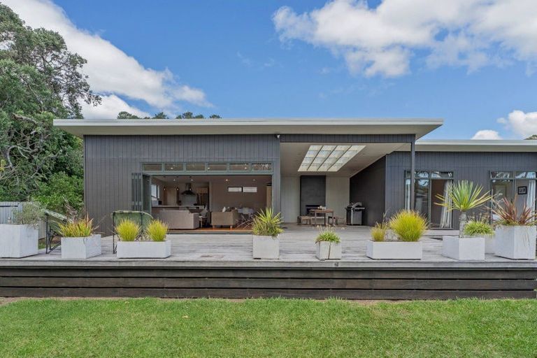 Photo of property in 139 Opera Place, Whangapoua, Coromandel, 3582