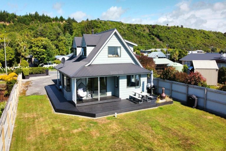 Photo of property in 24 Ogilvie Road, Gladstone, Greymouth, 7805