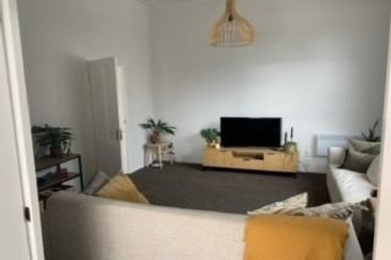 Photo of property in 1/27 View Road, Mount Eden, Auckland, 1024