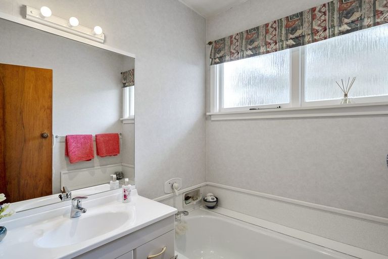 Photo of property in 193 Lawford Road, West Melton, Christchurch, 7676