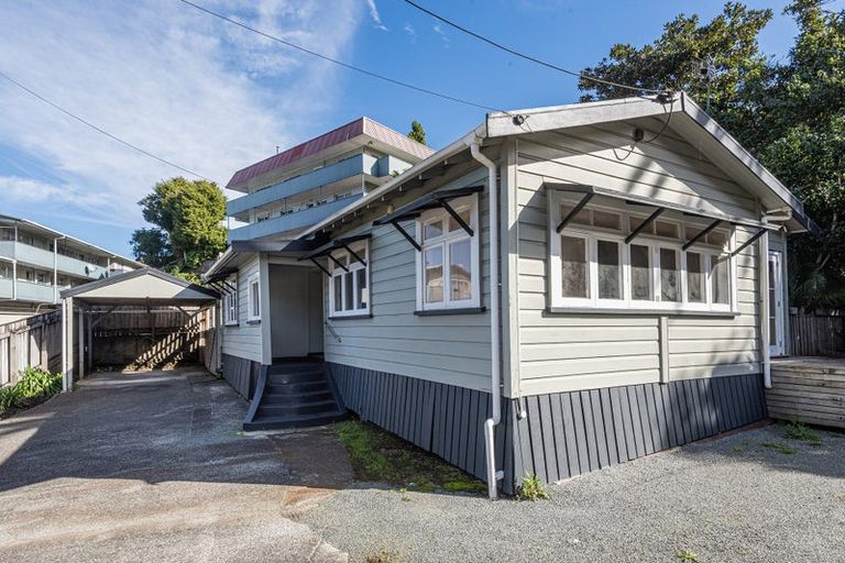 Photo of property in 75 Hatea Drive, Regent, Whangarei, 0112