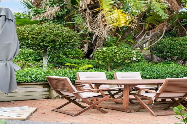 Photo of property in 1/15 Pemberton Avenue, Bayview, Auckland, 0629