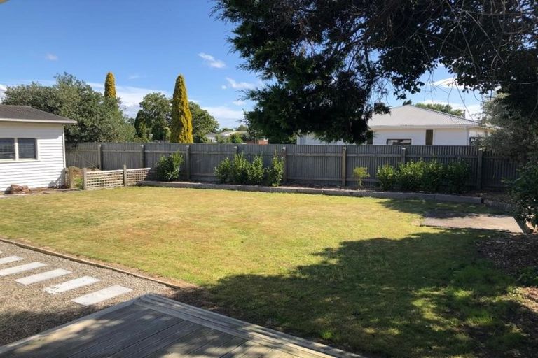 Photo of property in 1 Oriana Place, Highbury, Palmerston North, 4412