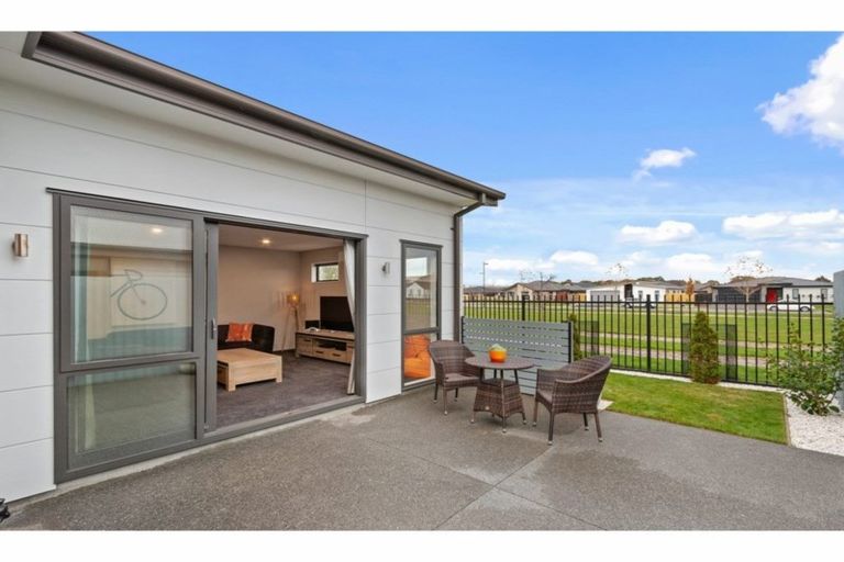 Photo of property in 52 Bamber Crescent, Halswell, Christchurch, 8025