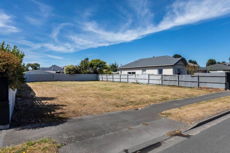 Photo of property in 8 Pages Road, Linwood, Christchurch, 8062