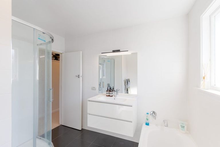 Photo of property in 20 Larnach Street, Waimairi Beach, Christchurch, 8083