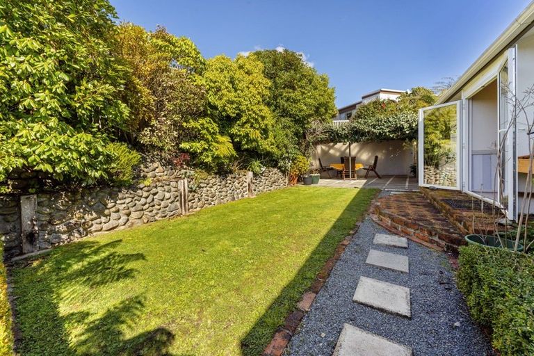 Photo of property in 13 Kenilworth Grove, Silverstream, Upper Hutt, 5019