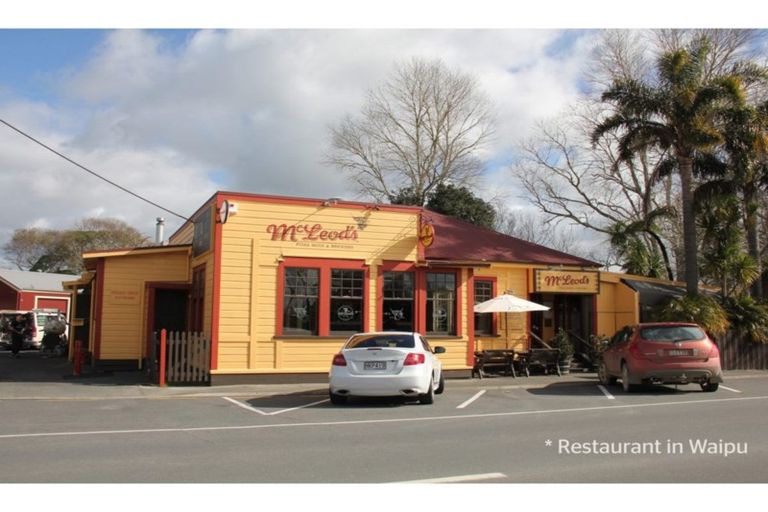 Photo of property in 286 Cove Road, Waipu, 0582