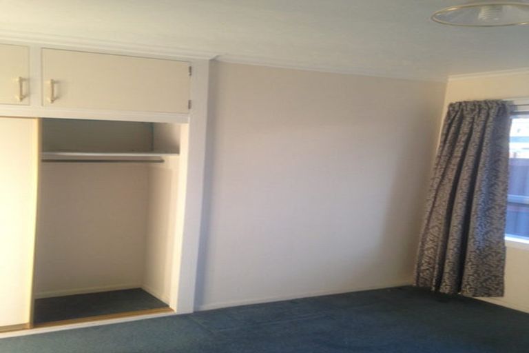 Photo of property in 1/77 Memorial Avenue, Ilam, Christchurch, 8053