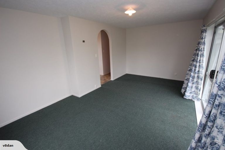 Photo of property in 8a Bromley Road, Bromley, Christchurch, 8062