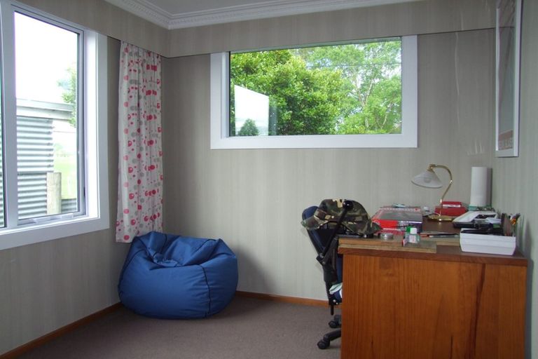 Photo of property in 54 Dryden Street, Milton, 9220