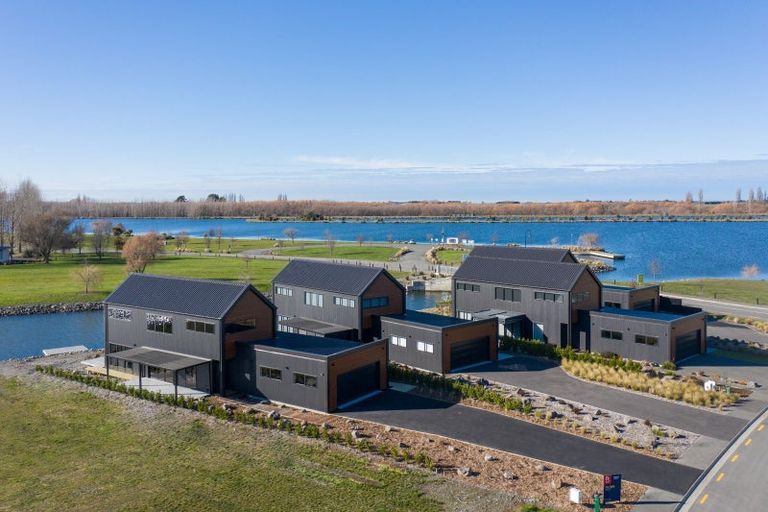 Photo of property in 203 Lake Hood Drive, Huntingdon, Ashburton, 7774